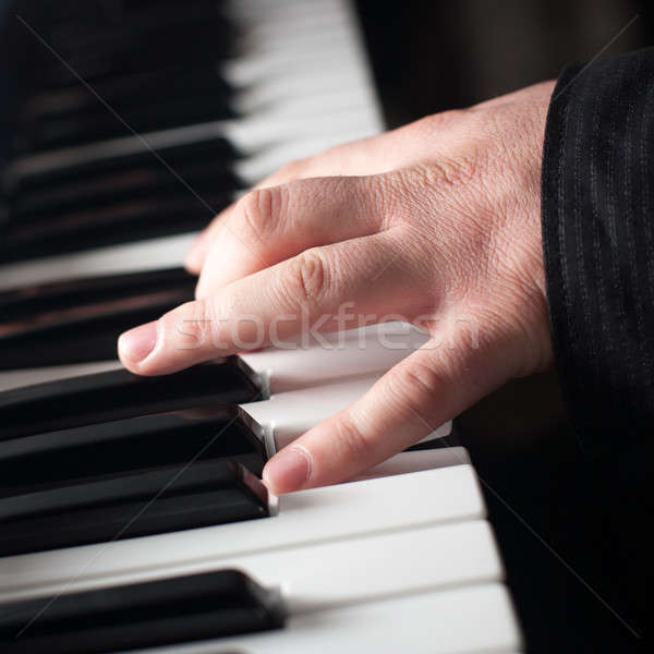 商业照片: 钢琴 · 播放 · 手指 · 音乐 ·手