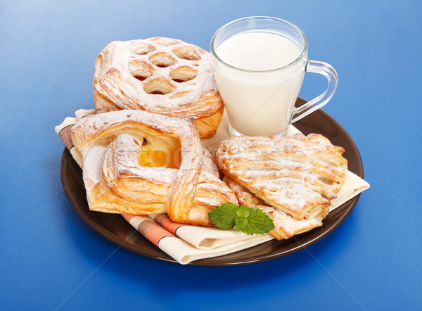 商业照片: 蛋糕 · 牛奶 · 早餐 · 苹果 ·桃