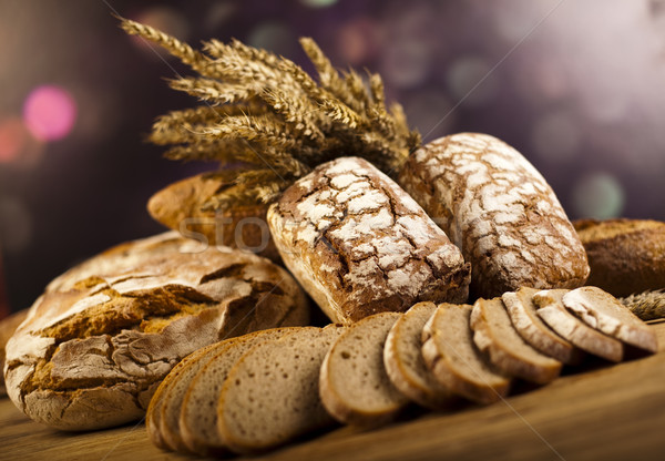 商业照片: 传统 · 面包 · 自然 · 食品 / baked traditional bread