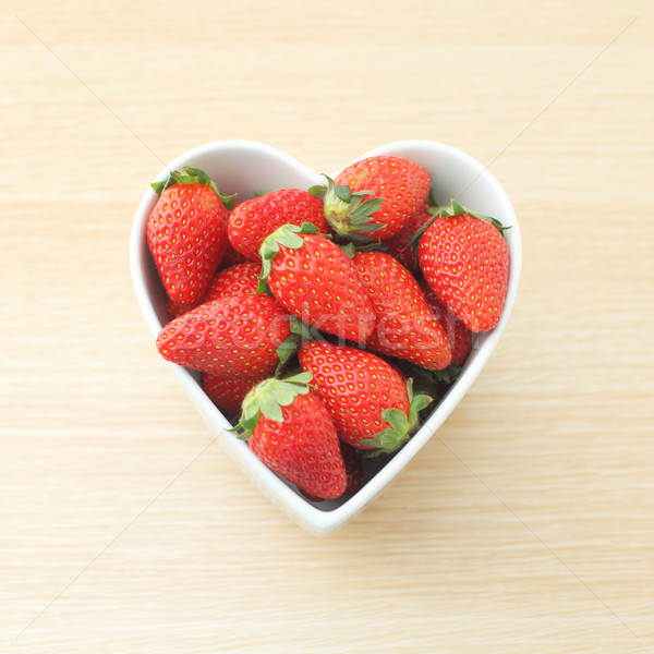 草莓 心脏形状·碗 性质 心脏 水果 商业照片 leun