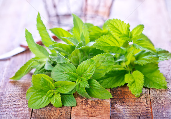 商业照片 新鲜 薄荷 木桌 食品 绿色 医药