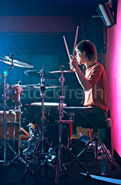 Schlagzeuger jungen Person spielen Trommel Club Stock foto © 26kot