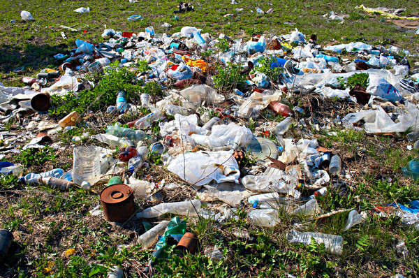 Foto stock: Basura · sucia · verde · hierba · tierra · urbanas