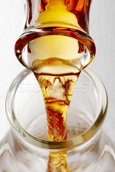 Gießen Biokraftstoff erschossen Glas Becherglas Stock foto © 350jb