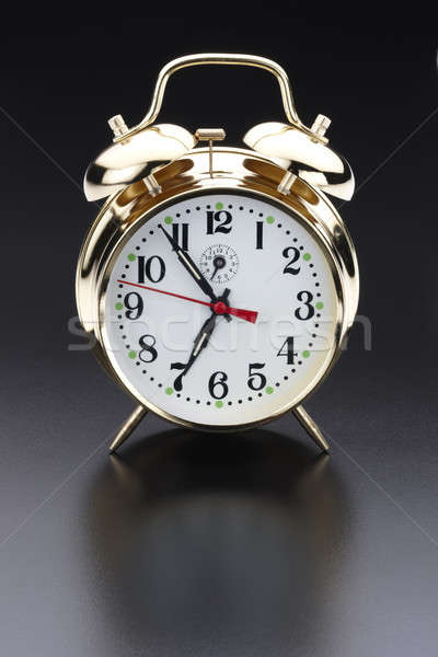 Clasic ceas desteptator shot faţă Imagine de stoc © 350jb