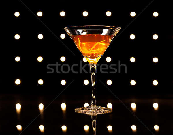 [[stock_photo]]: Manhattan · cocktail · disco · lumières · fruits · verre