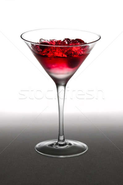 Lampone cocktail bicchiere di martini bianco frutta ghiaccio Foto d'archivio © 3523studio