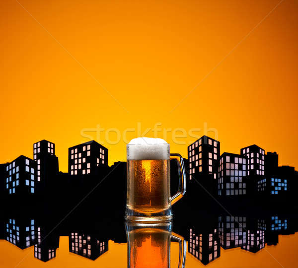 Metrópole cerveja cor linha do horizonte vidro Foto stock © 3523studio