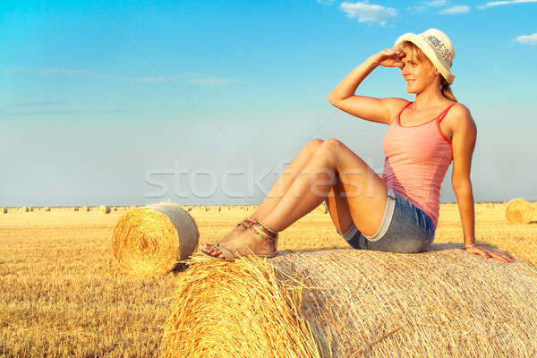 女性 麦畑 自然 秋 自然 ストックフォト © 3dvin