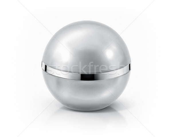 Argint sferă cosmetic borcan alb fundal Imagine de stoc © 7Crafts