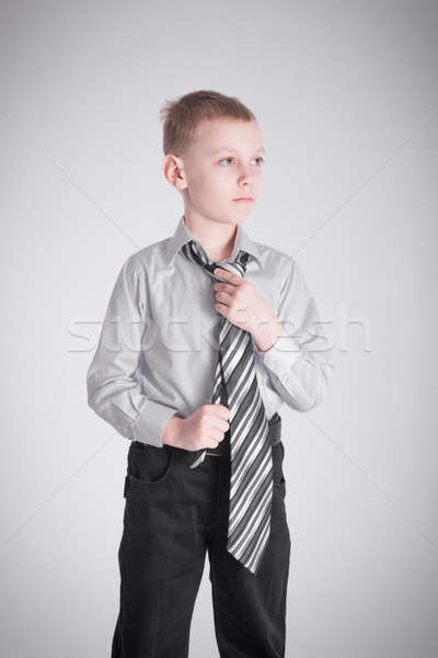 Stock foto: Junge · Knoten · lange · Krawatte · Business · Anzug