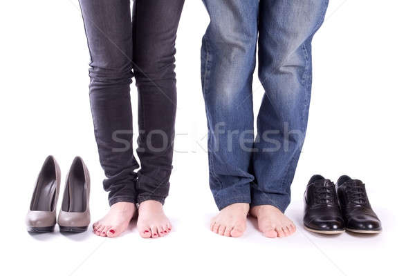 Stockfoto: Man · vrouw · blootsvoets · rond · schoenen · geïsoleerd