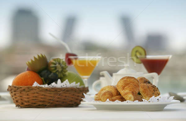 クロワッサン 朝食 テラス フォーカス 食品 コーヒー ストックフォト © ABBPhoto