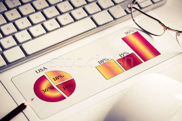 Promedio ventas informe negocios lugar de trabajo teclado Foto stock © adam121