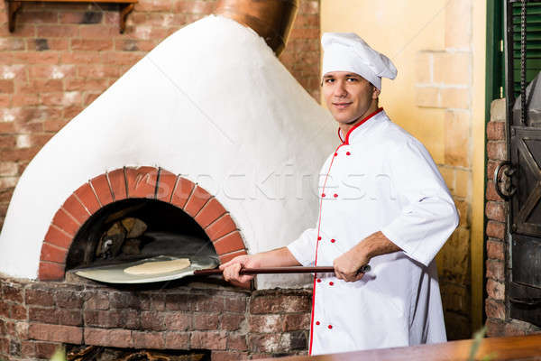 Bucătar-şef cuptor traditional gătit familie fericit Imagine de stoc © adam121