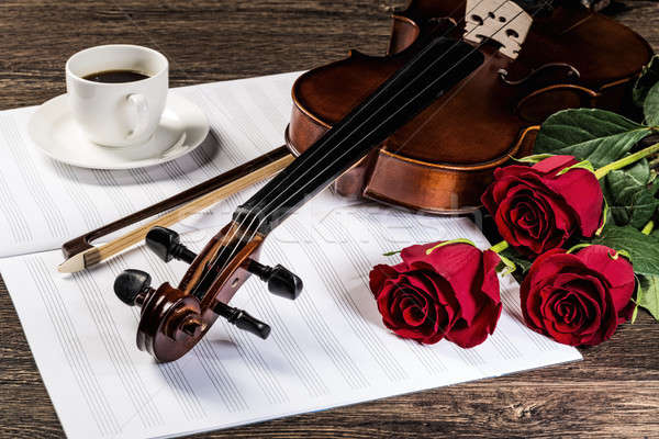 [[stock_photo]]: Violon · rose · café · musique · livres · tasse