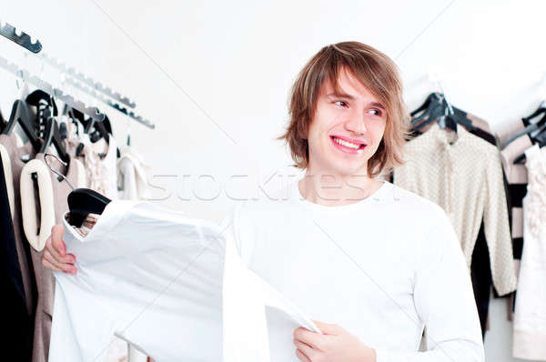 Vásárlás férfi bolt ruházat mosoly boldog Stock fotó © adam121