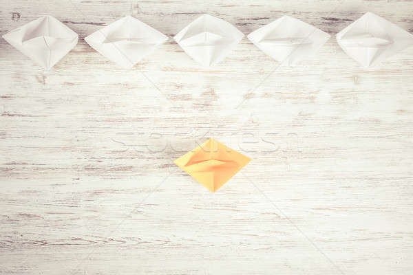 Działalności zestaw origami łodzi drewniany stół Zdjęcia stock © adam121