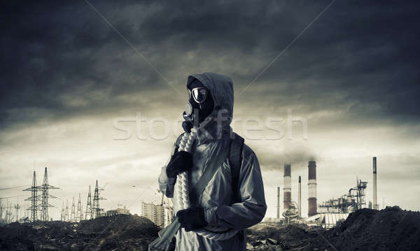 Post apocalyptique avenir homme survivant masque à gaz Photo stock © adam121
