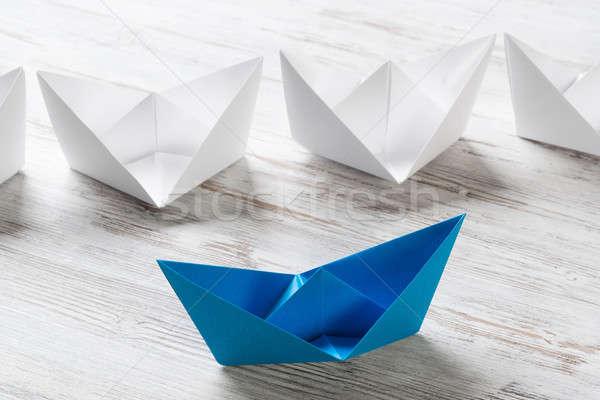 Działalności zestaw origami łodzi drewniany stół Zdjęcia stock © adam121