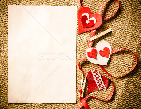 Faça você mesmo cartão postal feito à mão amor corações papel em branco Foto stock © adam121