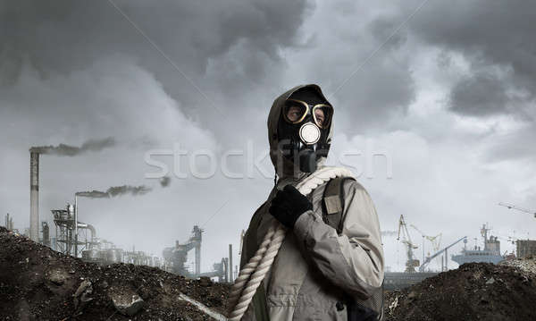 Foto stock: Post · apocalíptico · futuro · hombre · sobreviviente · máscara · de · gas
