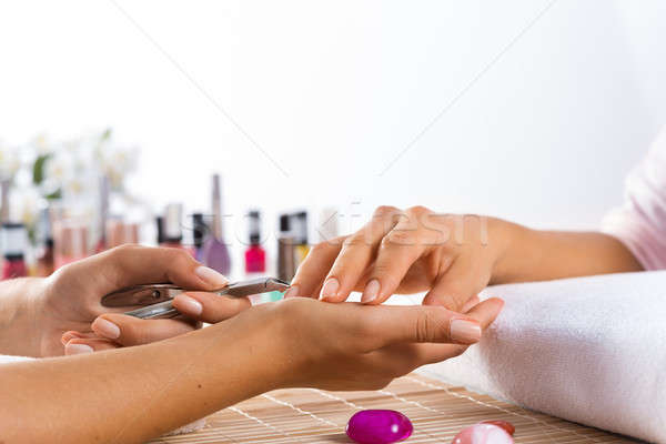 [[stock_photo]]: Manucure · femme · salon · clou · fleurs