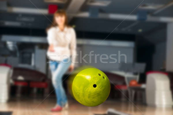 Placut bowling ball ţintă zâmbitor Imagine de stoc © adam121