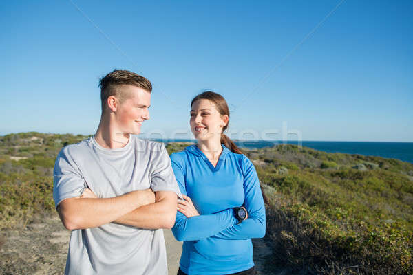 Morgen laufen jungen tätig Paar Jogger Stock foto © adam121