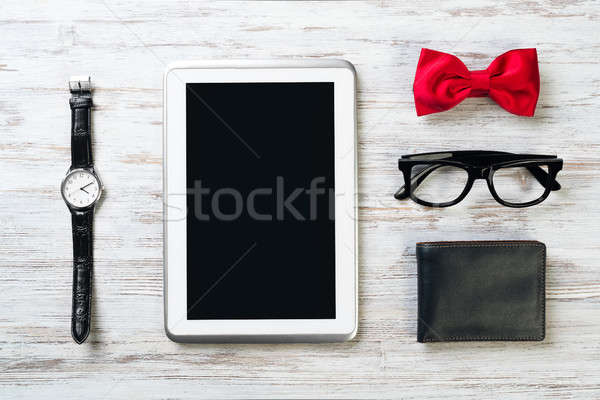 Gentleman comprimé regarder verres [[stock_photo]] © adam121