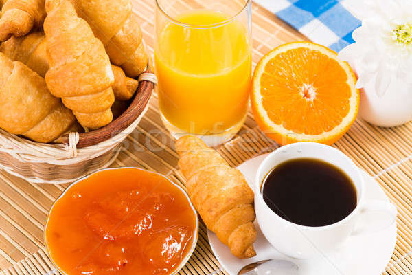 Imagine de stoc: Mic · dejun · continental · cafea · căpşună · croissant · suc · fruct