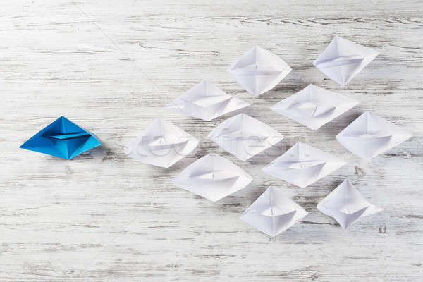 Działalności zestaw origami łodzi drewniany stół Zdjęcia stock © adam121