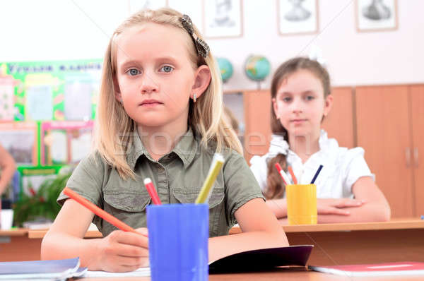 Stock foto: Schüler · Klassenzimmer · Porträt · Studenten · sitzen · Schule