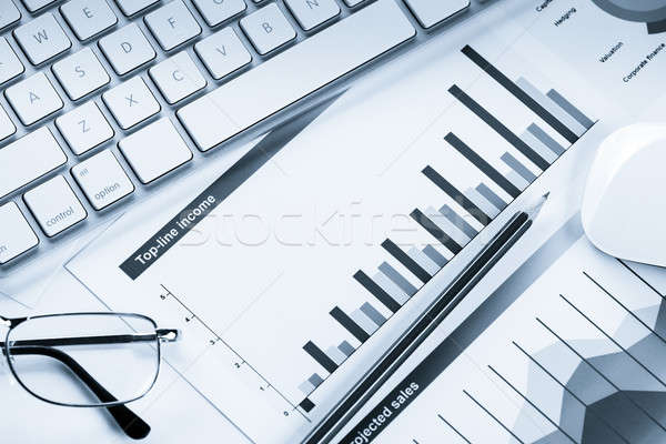 Promedio ventas informe negocios lugar de trabajo teclado Foto stock © adam121