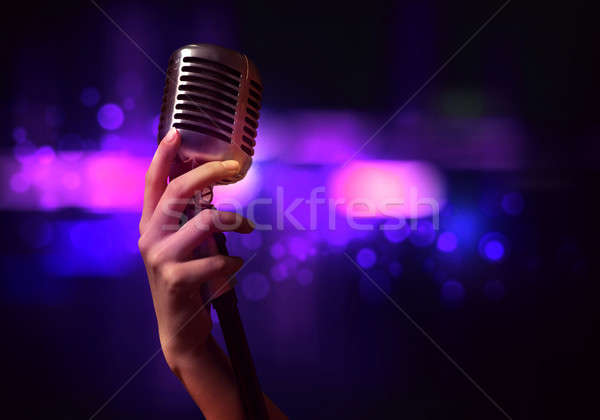 Popular cantante femenino mano borroso Foto stock © adam121