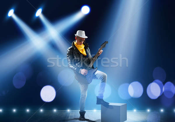 Rocksztár színpad fiatalember kő zenész fények Stock fotó © adam121