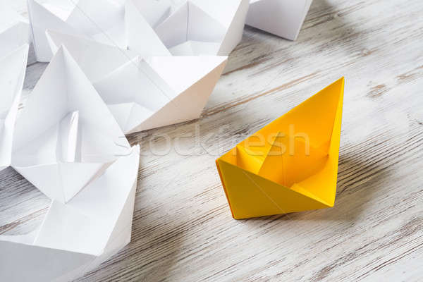 Iş ayarlamak origami tekneler ahşap masa Stok fotoğraf © adam121