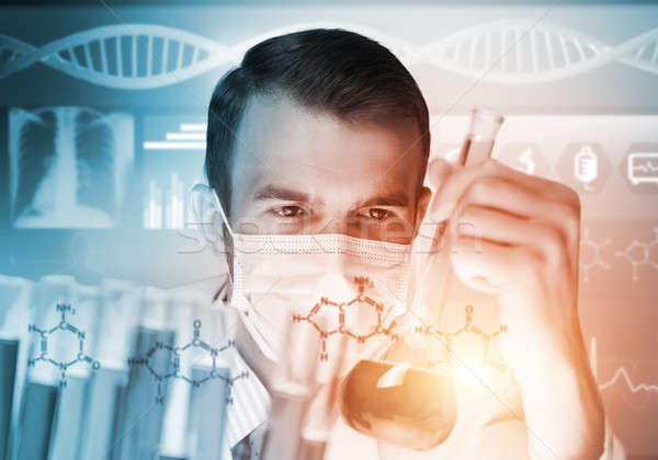 Stockfoto: Portret · geconcentreerde · mannelijke · wetenschapper · werken · laboratorium