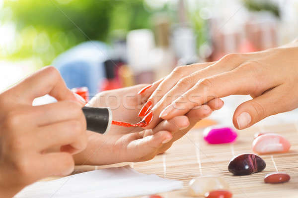 Manicure procedura kobieta salon paznokci zdrowia Zdjęcia stock © adam121