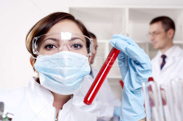 Chemiker arbeiten Labor Mischung Flüssigkeit Mädchen Stock foto © adam121
