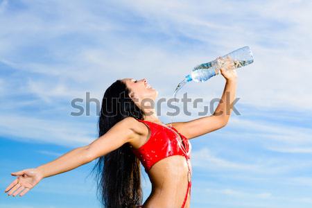 運動 女孩 紅色 制服 瓶 水 商業照片 © adam121