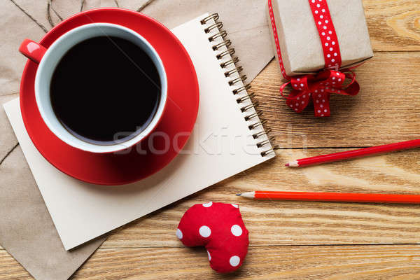 Schrijven liefde bekentenis notepad koffiekopje harten Stockfoto © adam121