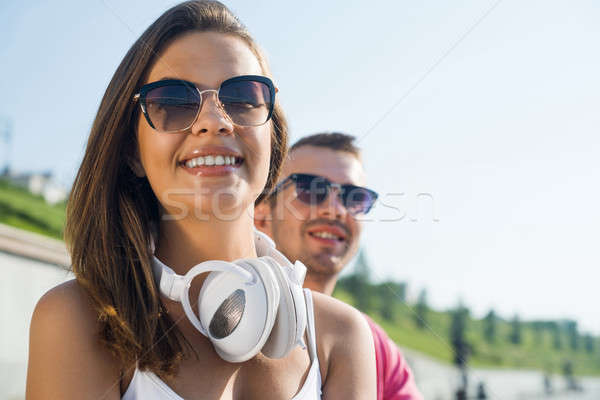 Fin de semana verano parque jóvenes feliz sonriendo Foto stock © adam121