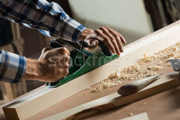 Carpinteiro trabalhar mãos trabalhando árvore Foto stock © adam121