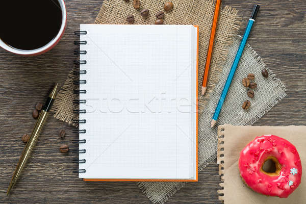 Foto d'archivio: Pausa · caffè · notepad · Cup · caffè