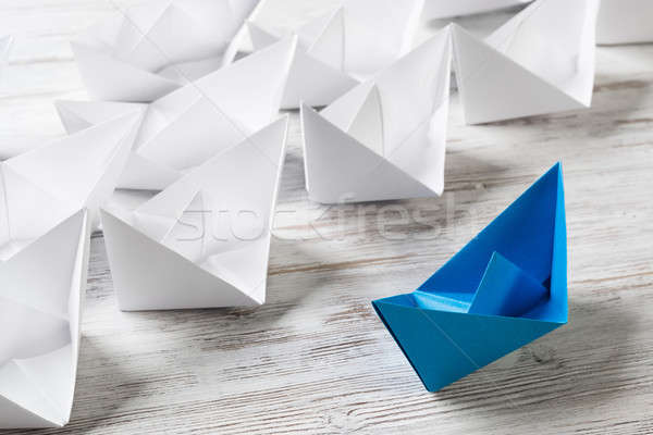 Działalności zestaw origami łodzi drewniany stół Zdjęcia stock © adam121