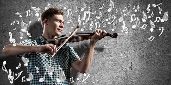 Foto stock: Homem · violinista · moço · casual · cimento · jogar