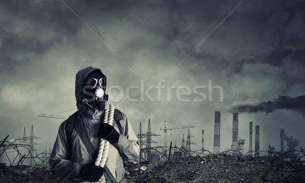 Zdjęcia stock: Po · apokaliptyczny · przyszłości · człowiek · niedobitek · maska