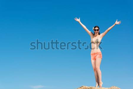 Torse nu homme ciel bleu mains ciel sexy [[stock_photo]] © adam121