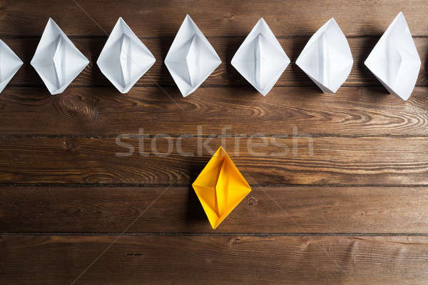 Działalności zestaw origami łodzi drewniany stół Zdjęcia stock © adam121